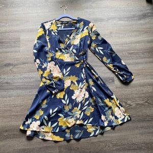 NWT | Lulu’s | Wedding Guest Dress | Satin | Wrap